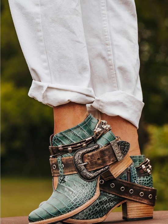Freebird by Steven Shoes - Freebird Saloon Turquoise Croco SIZE 8
